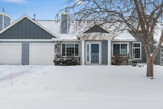 $274,900 | 9909 Tamarack Cove, Woodbury, MN 55125