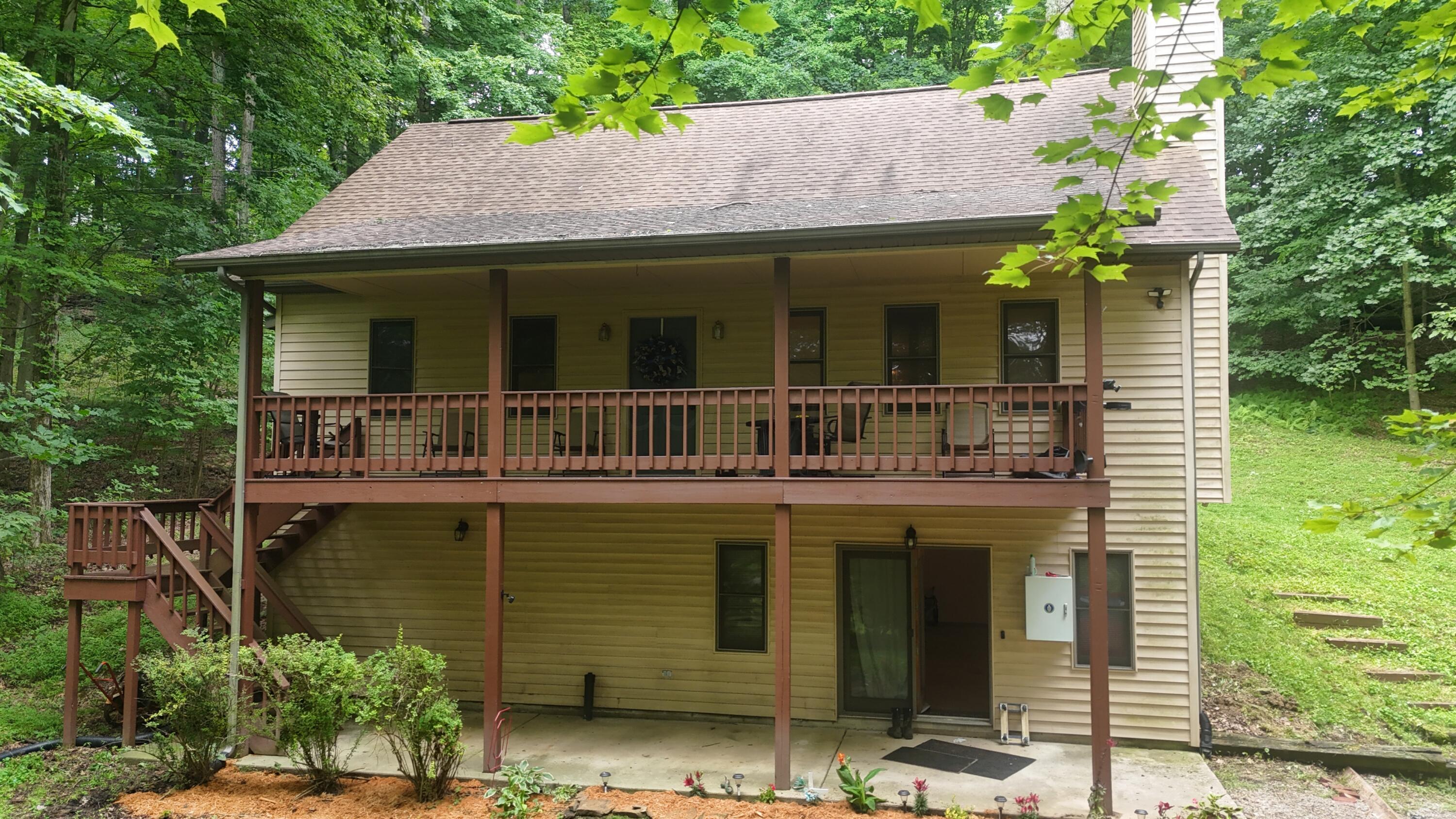 547 Terrace Ridge Circle Howard, OH 43028 - Photo 1 of 25 DJI_20260813095412_0233_D