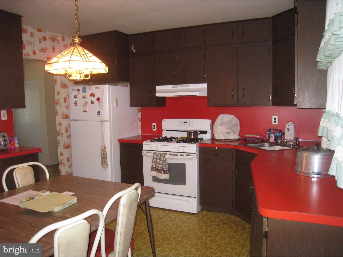 145 Country Club Road Pine Hill, NJ 08021 - Photo 5 of 23
