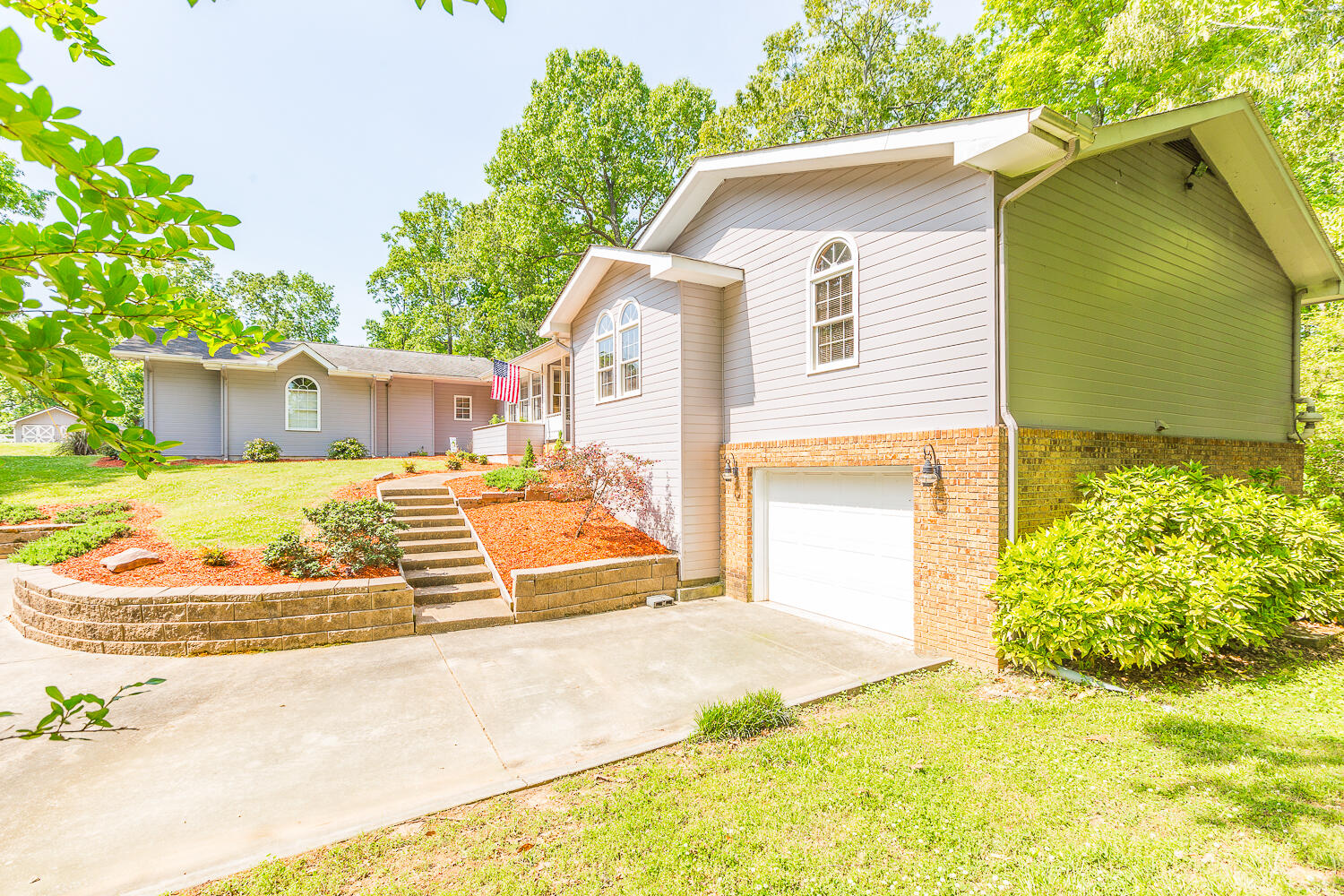 108 Hollyhock Lane Rock Spring, GA 30739 - Photo 5 of 85 108 Hollyhock HD -24