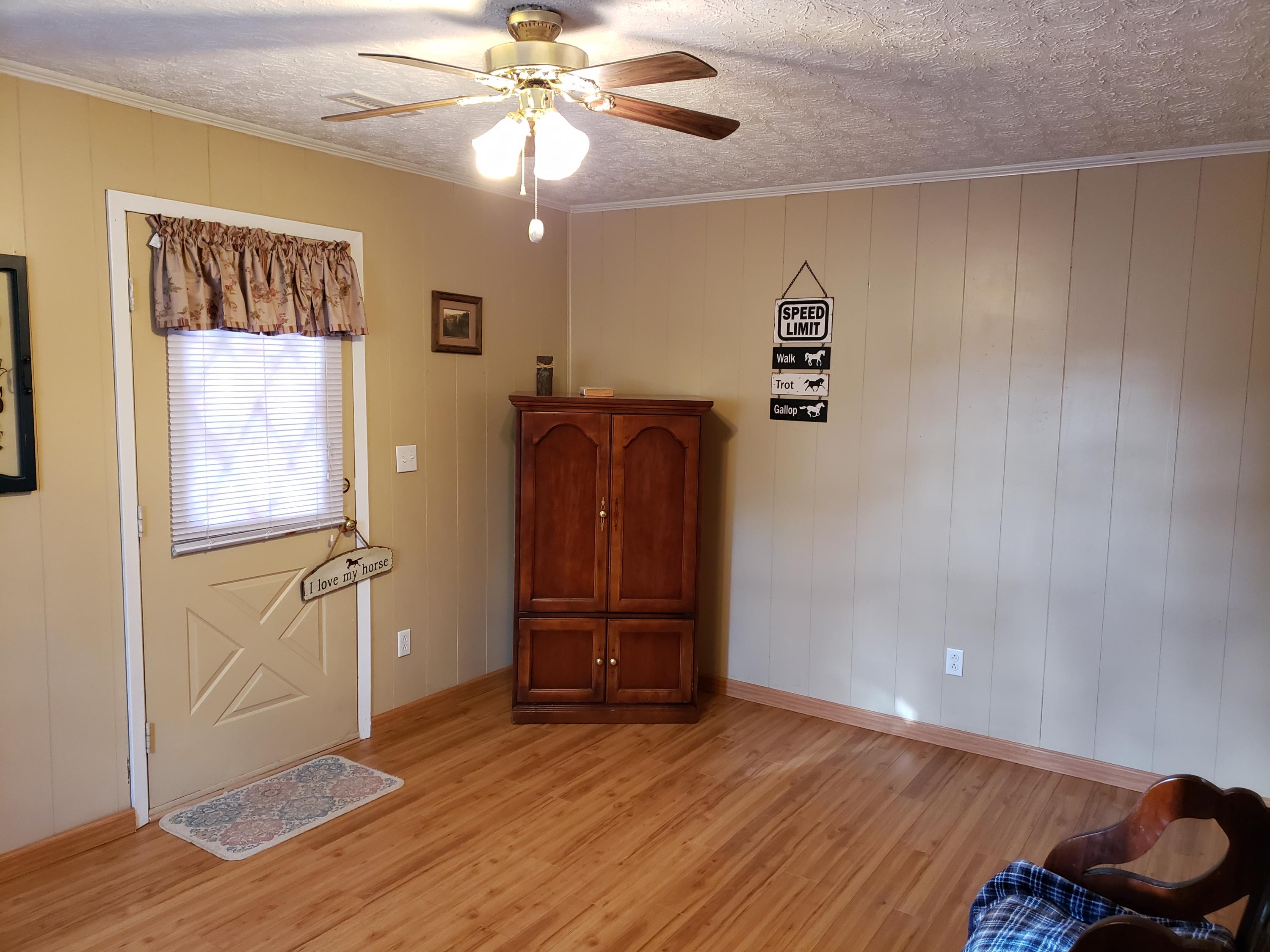 147 Spring Street Hampton, TN 37658 - Photo 12 of 53 20200119_154040