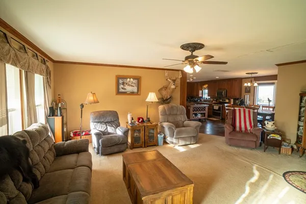 $827,000 | 15017 Botkin Road, Centerville, KS 66014