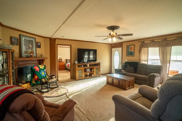 $827,000 | 15017 Botkin Road, Centerville, KS 66014