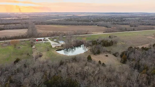 $827,000 | 15017 Botkin Road, Centerville, KS 66014