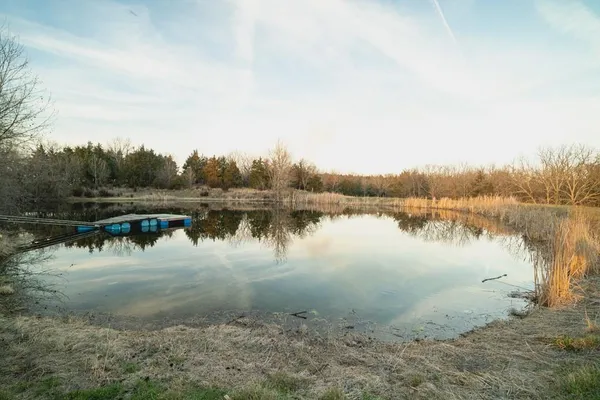 $827,000 | 15017 Botkin Road, Centerville, KS 66014