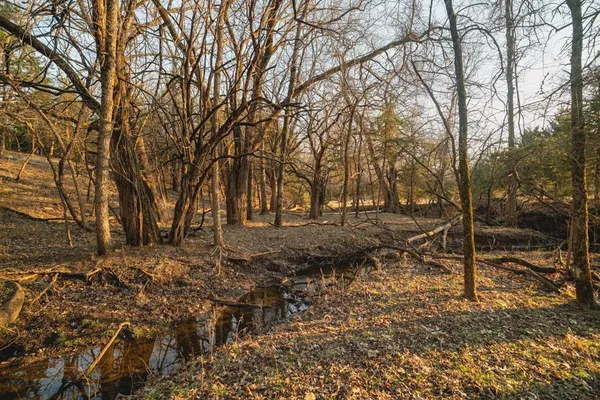 $827,000 | 15017 Botkin Road, Centerville, KS 66014