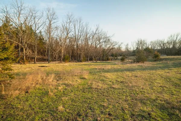 $827,000 | 15017 Botkin Road, Centerville, KS 66014