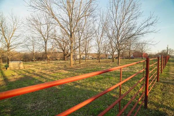 $827,000 | 15017 Botkin Road, Centerville, KS 66014