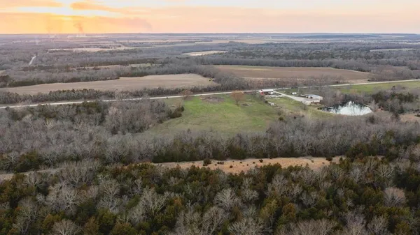 $827,000 | 15017 Botkin Road, Centerville, KS 66014