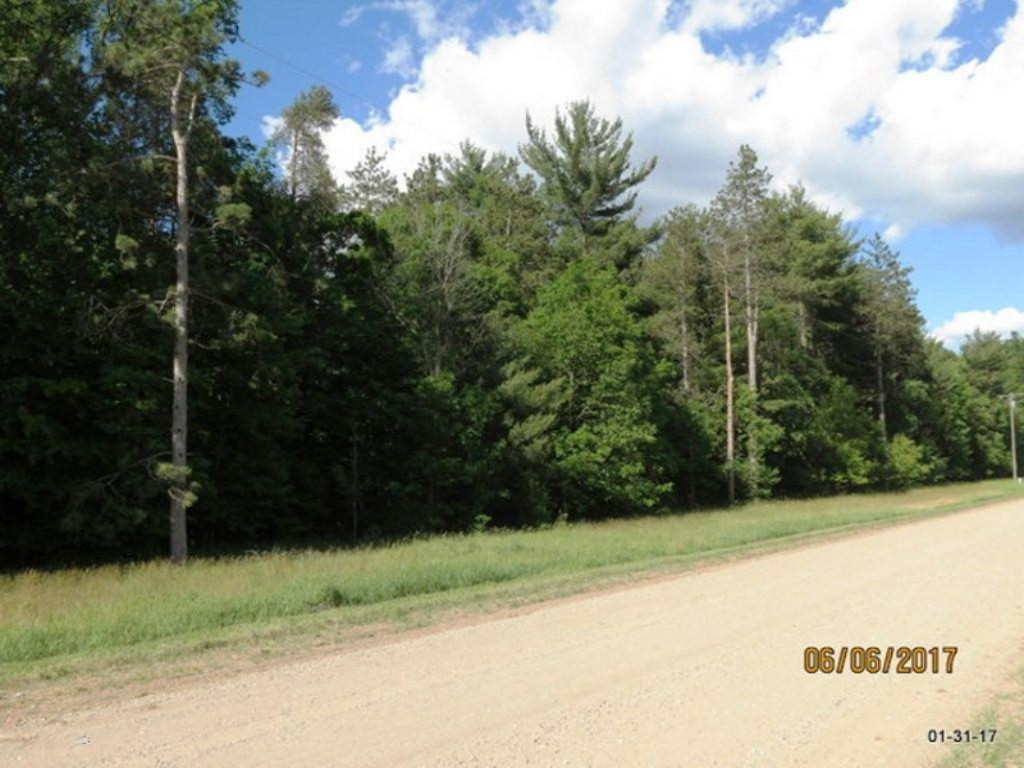 11500 Patterson Road Ravenna, MI 49451 - Photo 1 of 3 IMG_5753