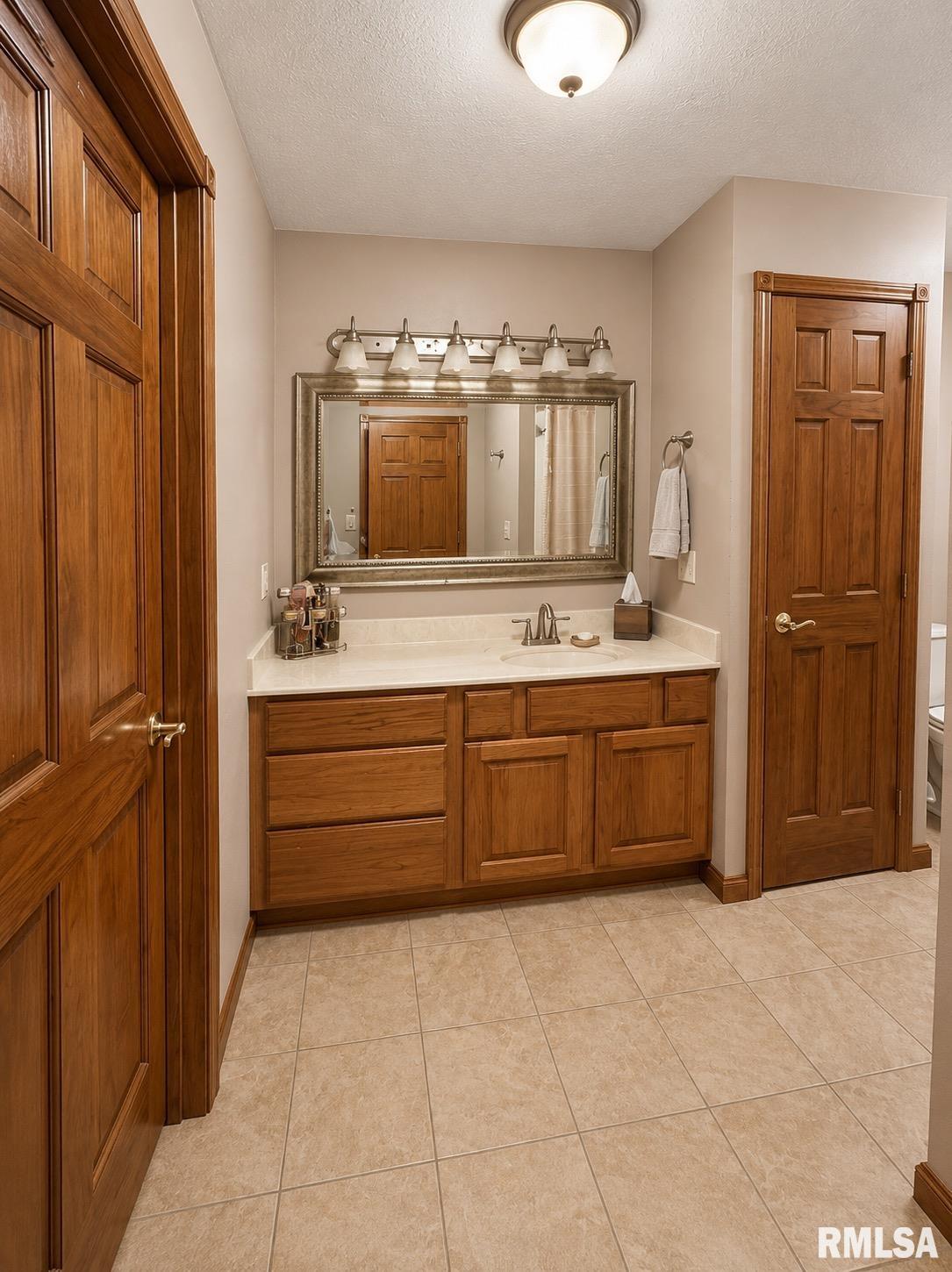 15434 Orient Mine Road Marion, IL 62959 - Photo 17 of 50 Gallery Image 17