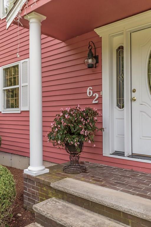 62 Beaver Brook Road Westford, MA 01886 - Photo 3 of 40 Gallery Image 3