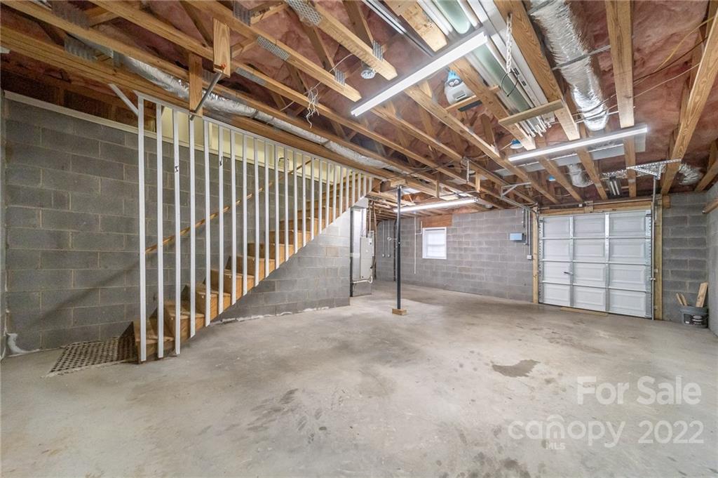 3446 Raintree Drive Hudson, NC 28638 - Photo 22 of 24 a view of an empty room