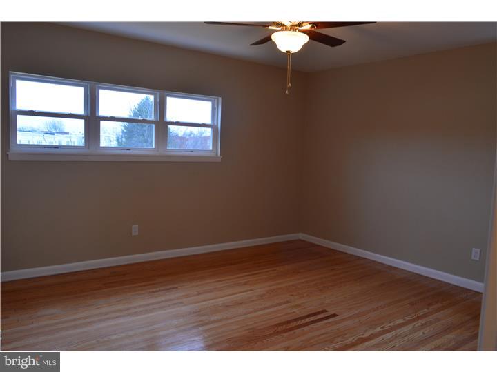 3675 Academy Road Philadelphia, PA 19154 - Photo 22 of 25 Master Bedroom