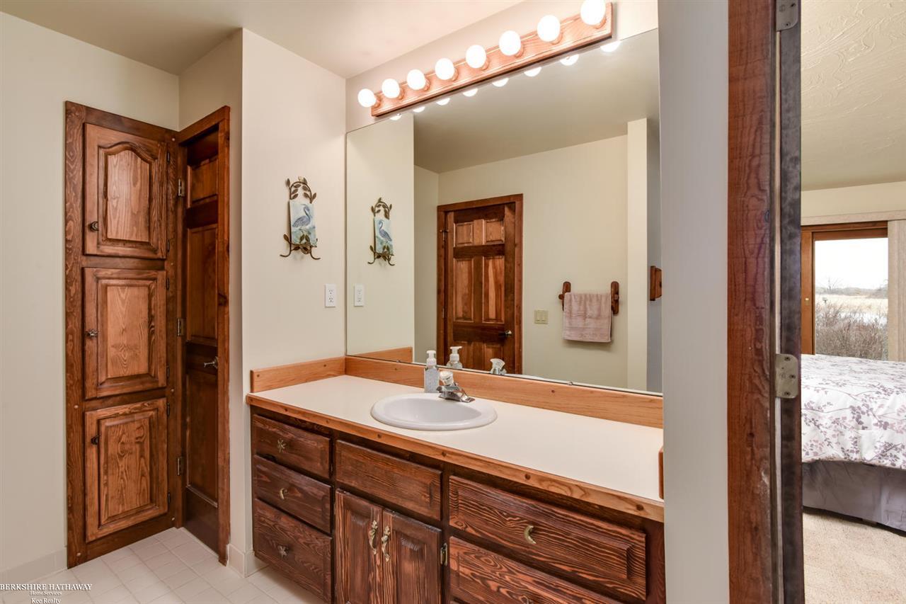 32443 Sutton Road New Baltimore, MI 48047 - Photo 25 of 46 31375430-24.JPG