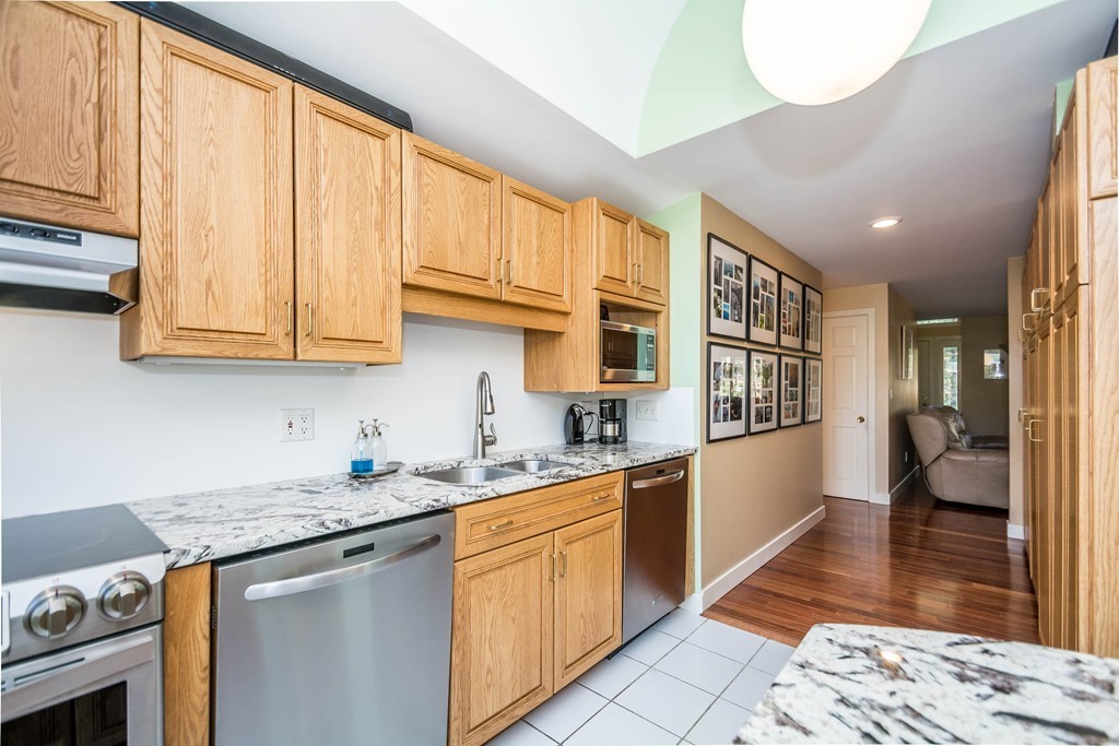 111 Old Bolton Road Stow, MA 01775 - Photo 4 of 30