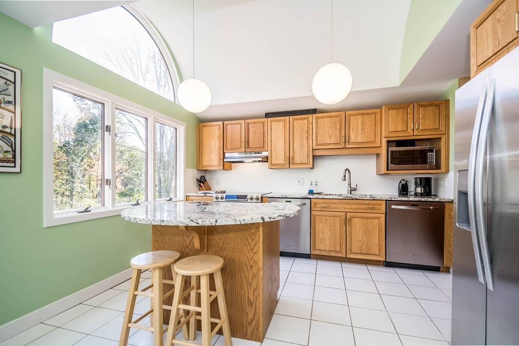 111 Old Bolton Road Stow, MA 01775 - Photo 5 of 30