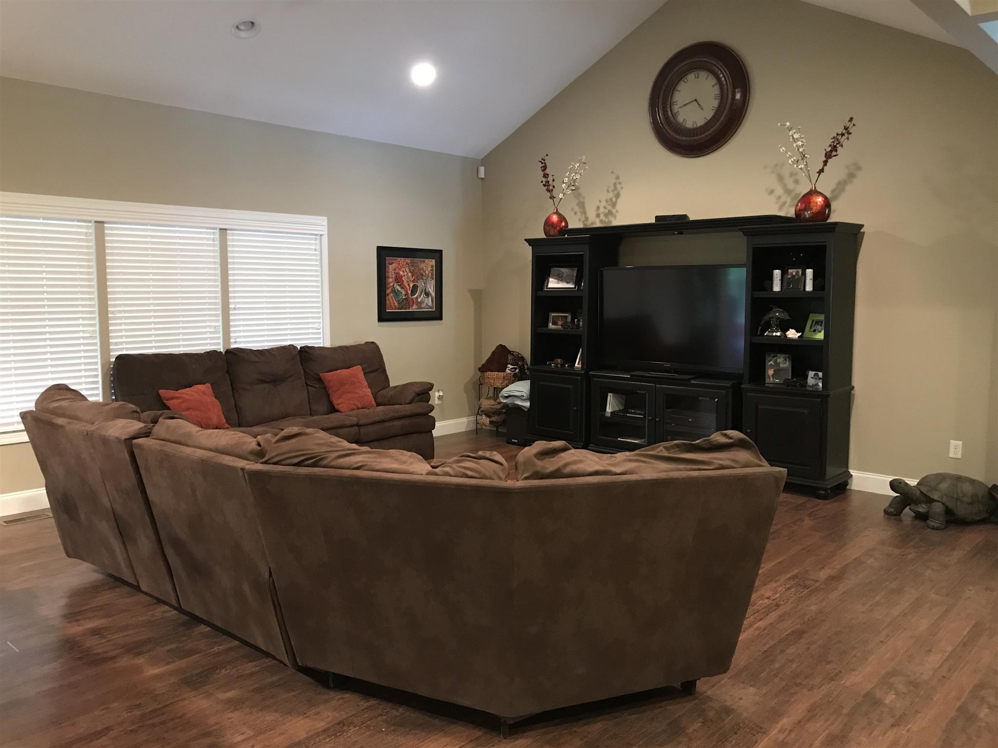 625 Falls Road Monterey, TN 38574 - Photo 3 of 28 Gallery Image 3