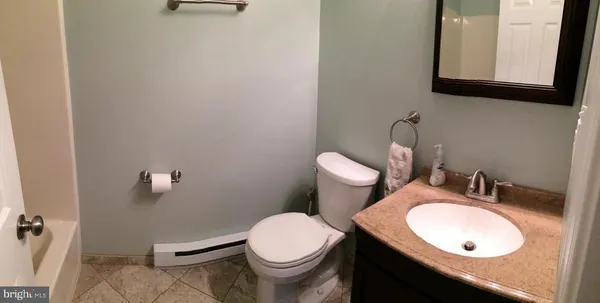 $1,700 | 105 Little River Drive, Winchester, VA 22602