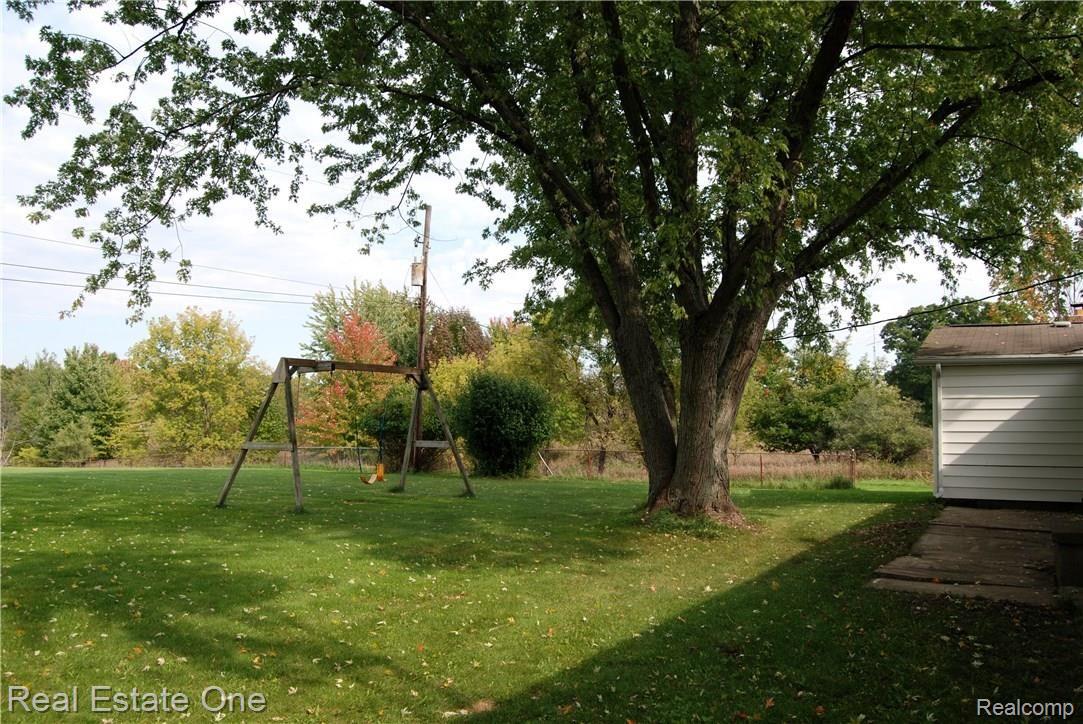 5574 Coldwater Road Columbiaville, MI 48421 - Photo 39 of 39 DSC_0206 (2).jpg
