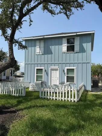 $255,000 | 4212 Hwy 35s Rockport Tx 78382, Unit 9, Rockport, TX 78382
