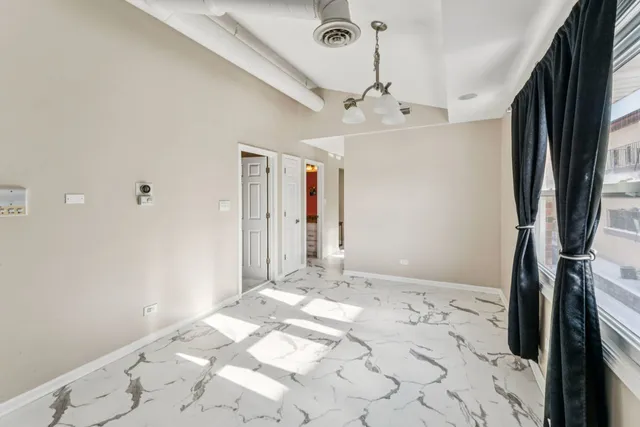 $519,000 | 10351 Parkside Avenue, Oak Lawn, IL 60453