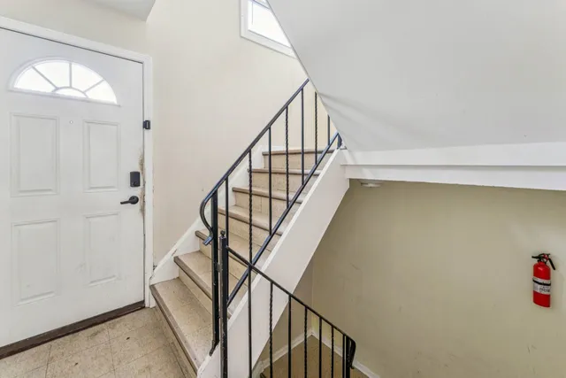 $519,000 | 10351 Parkside Avenue, Oak Lawn, IL 60453