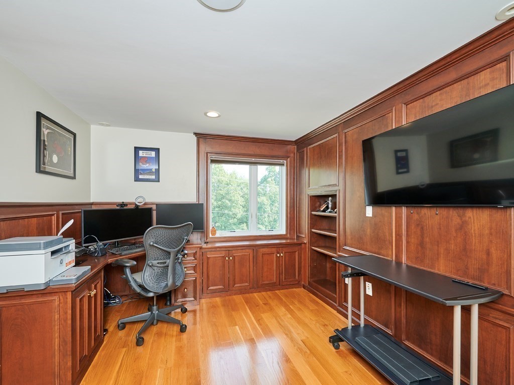 3 Tanglewood Road, Unit 3 Newton, MA 02459 - Photo 22 of 34 Gallery Image 22