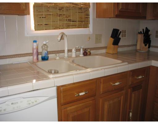 49 Newhall Street Springfield, MA 01109 - Photo 5 of 12 a bathroom with a sink and a mirror
