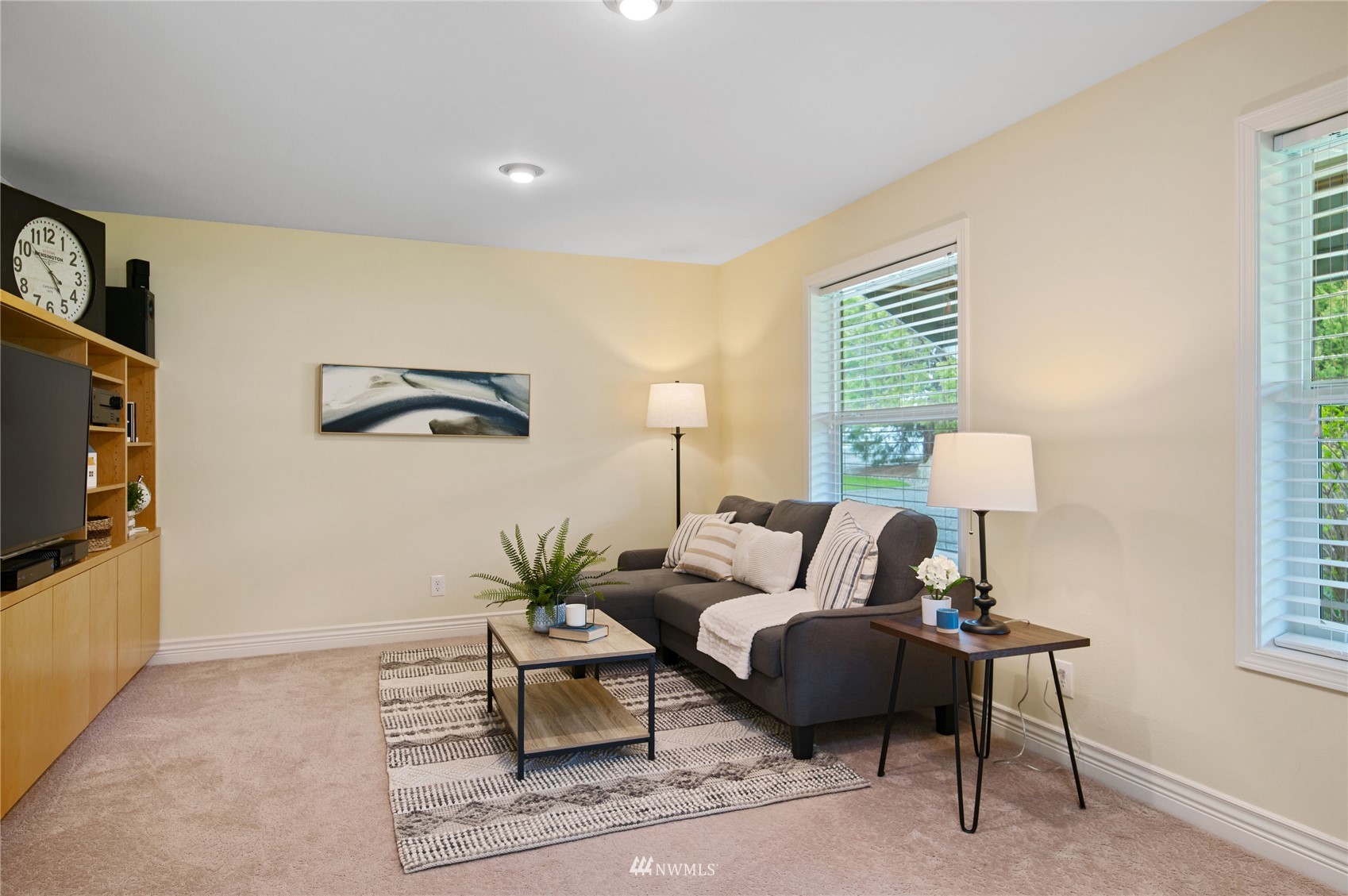 3081 Northeast Lincoln Road Poulsbo, WA 98370 - Photo 15 of 40 Gallery Image 15