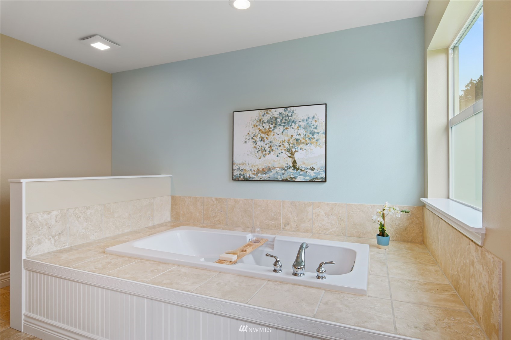 3081 Northeast Lincoln Road Poulsbo, WA 98370 - Photo 21 of 40 Gallery Image 21
