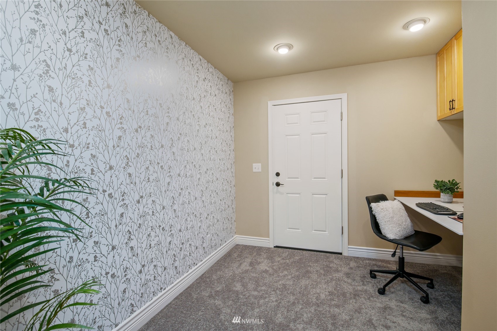 3081 Northeast Lincoln Road Poulsbo, WA 98370 - Photo 24 of 40 Gallery Image 24