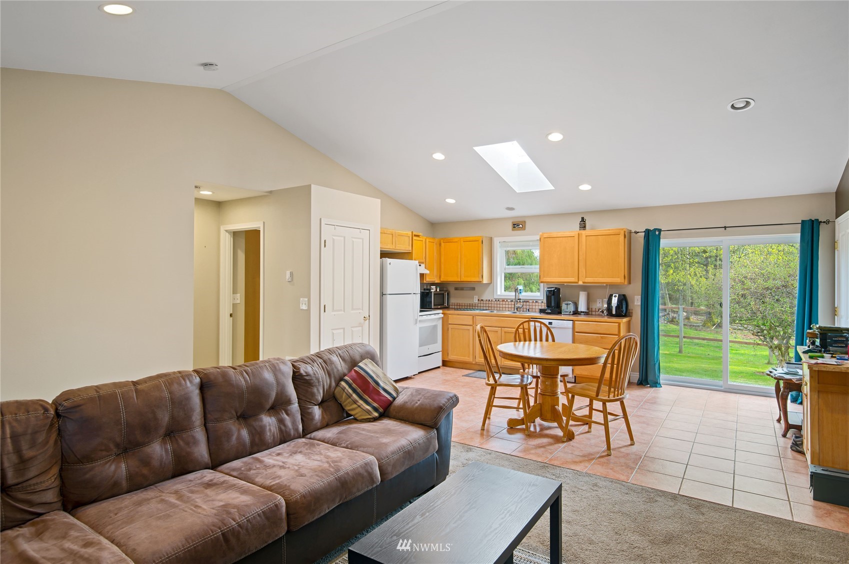 3081 Northeast Lincoln Road Poulsbo, WA 98370 - Photo 36 of 40 Gallery Image 36