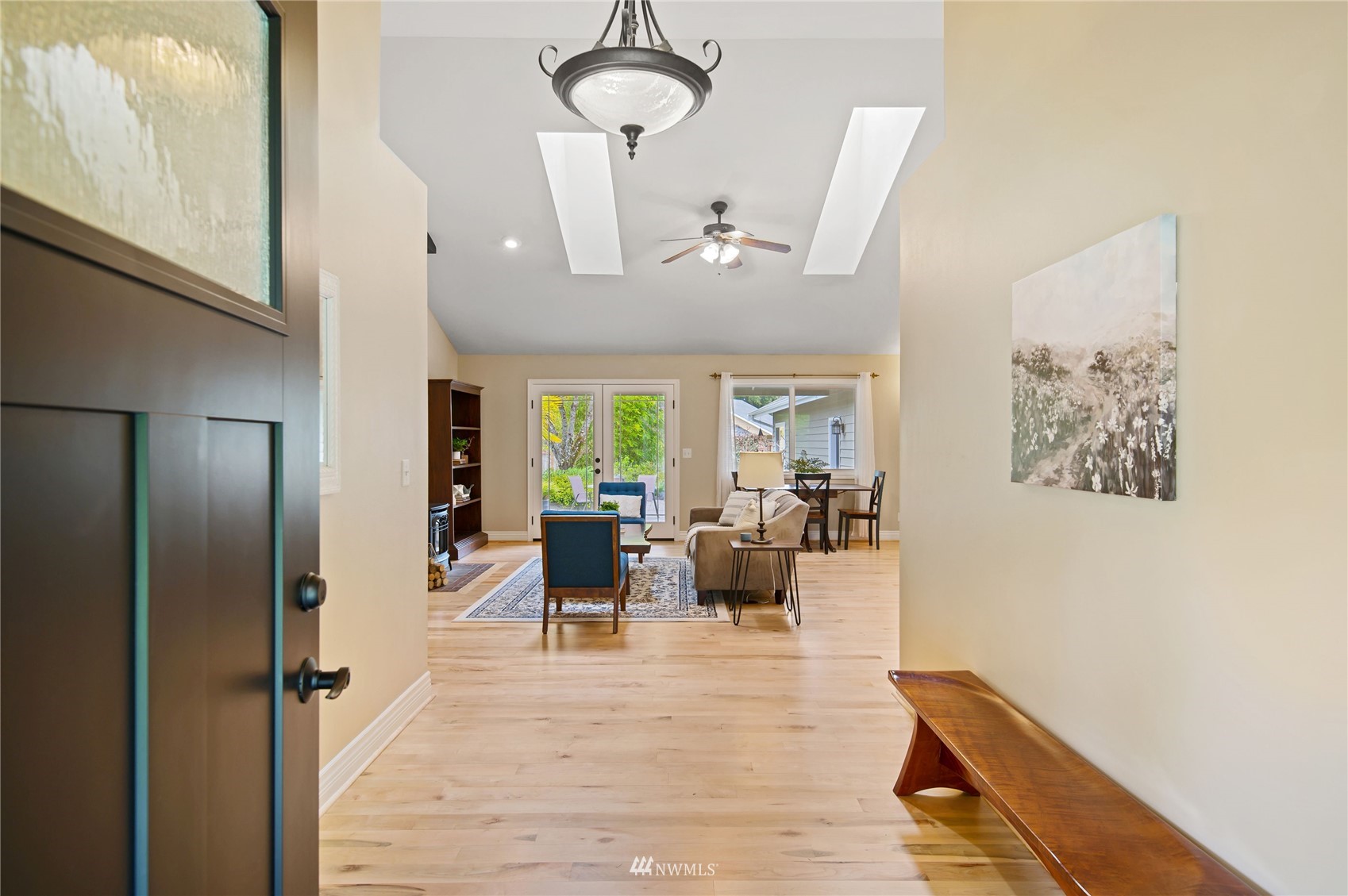 3081 Northeast Lincoln Road Poulsbo, WA 98370 - Photo 4 of 40 Gallery Image 4