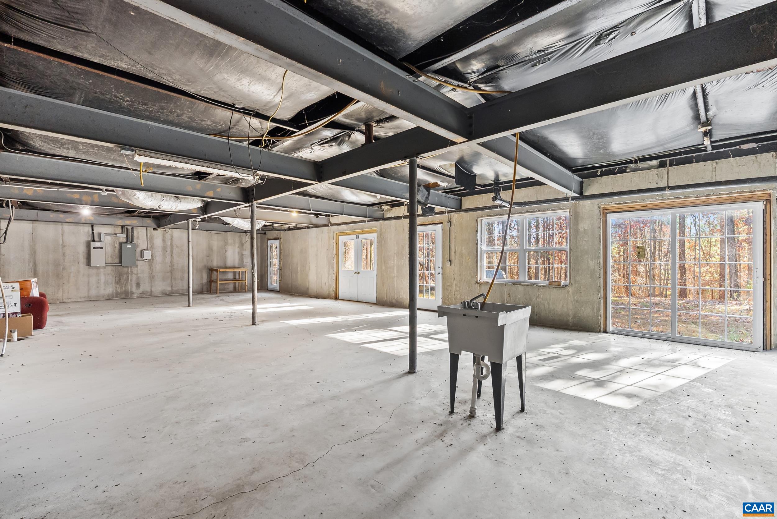 1690 Poorhouse Creek Road Appomattox, VA 24522 - Photo 23 of 44 a view of a room with table and chairs