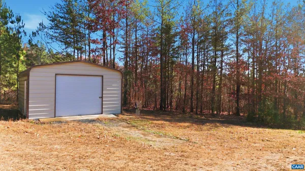 $309,500 | 1690 Poorhouse Creek Road, Appomattox, VA 24522