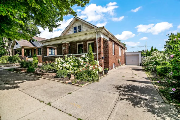 $197,000 | 443 West Water Street, Kankakee, IL 60901