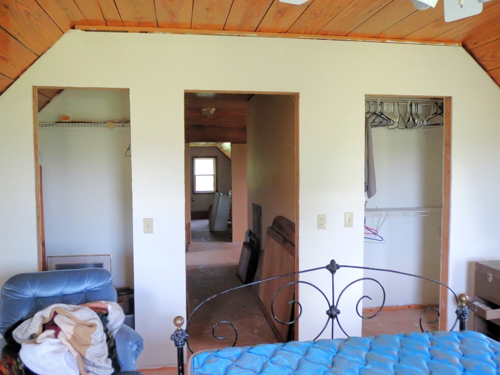 21785 Brooks Road Prophetstown, IL 61277 - Photo 23 of 38 a view of a dinning room with furniture and entryway