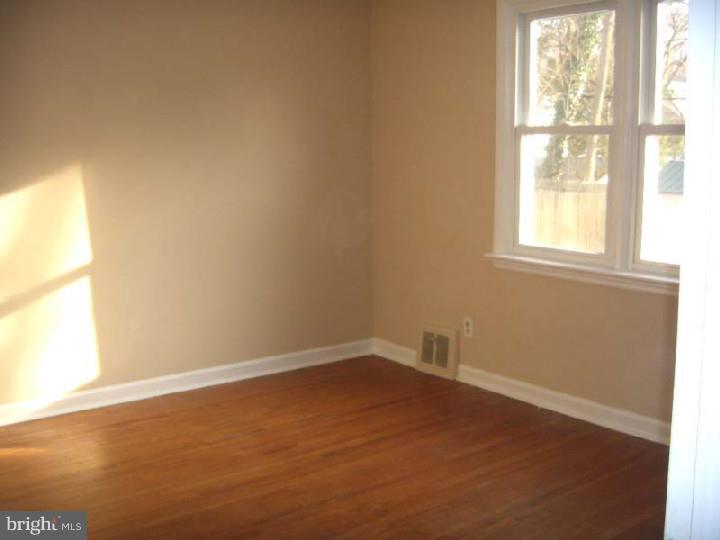 124 Greenhill Road Springfield, PA 19064 - Photo 12 of 25 Bedroom - Main