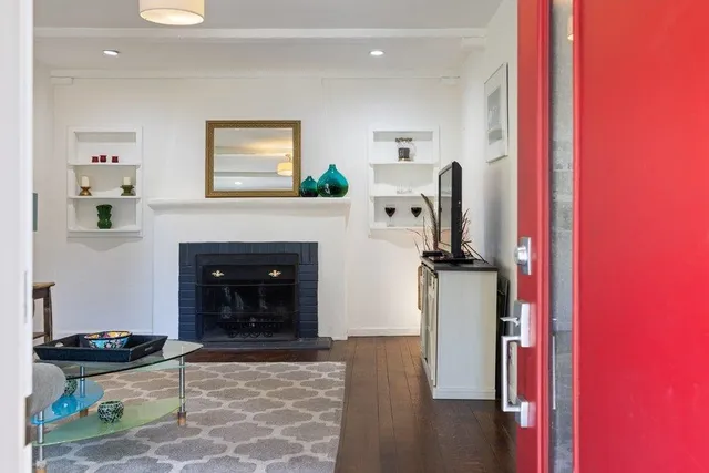 $780,000 | 9600 Golf Links Road, Oakland, CA 94605