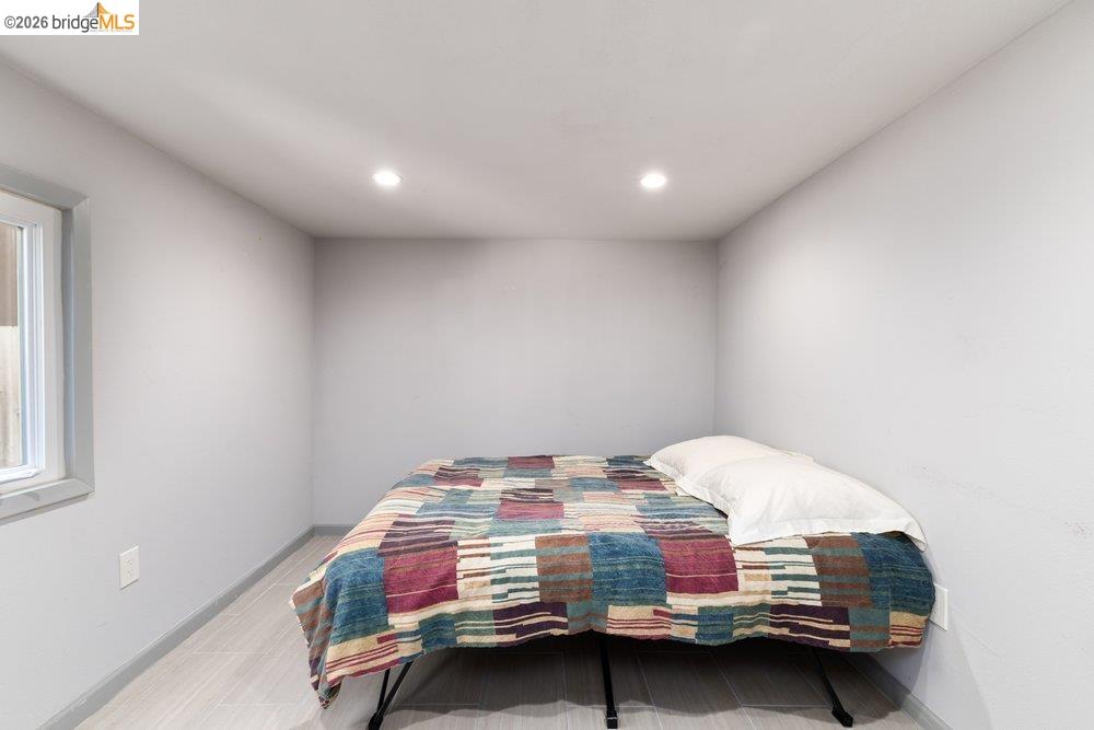 9600 Golf Links Road Oakland, CA 94605 - Photo 31 of 47