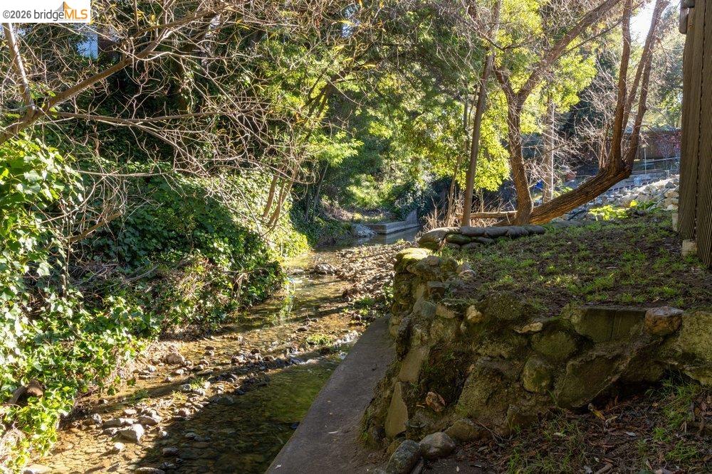 9600 Golf Links Road Oakland, CA 94605 - Photo 45 of 47 View of yard