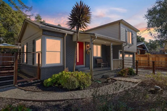 $780,000 | 9600 Golf Links Road, Oakland, CA 94605