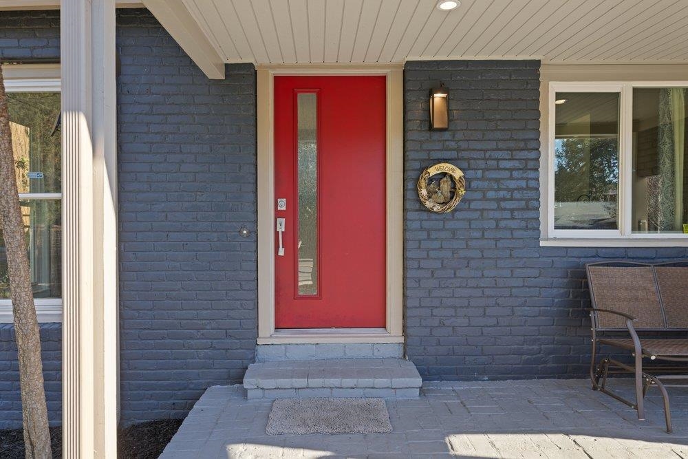 9600 Golf Links Road Oakland, CA 94605 - Photo 7 of 47 Doorway to property with brick siding