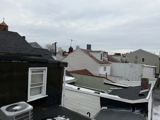 $1,800 | 180 South 17th Street, Unit 2, Pittsburgh, PA 15203