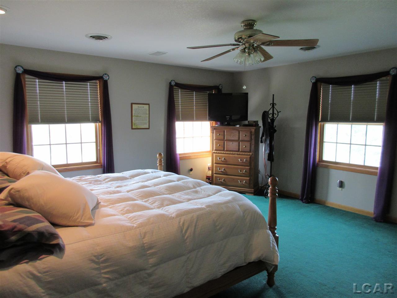 7100 Craig Road Blissfield, MI 49228 - Photo 25 of 30 31261626-24.JPG