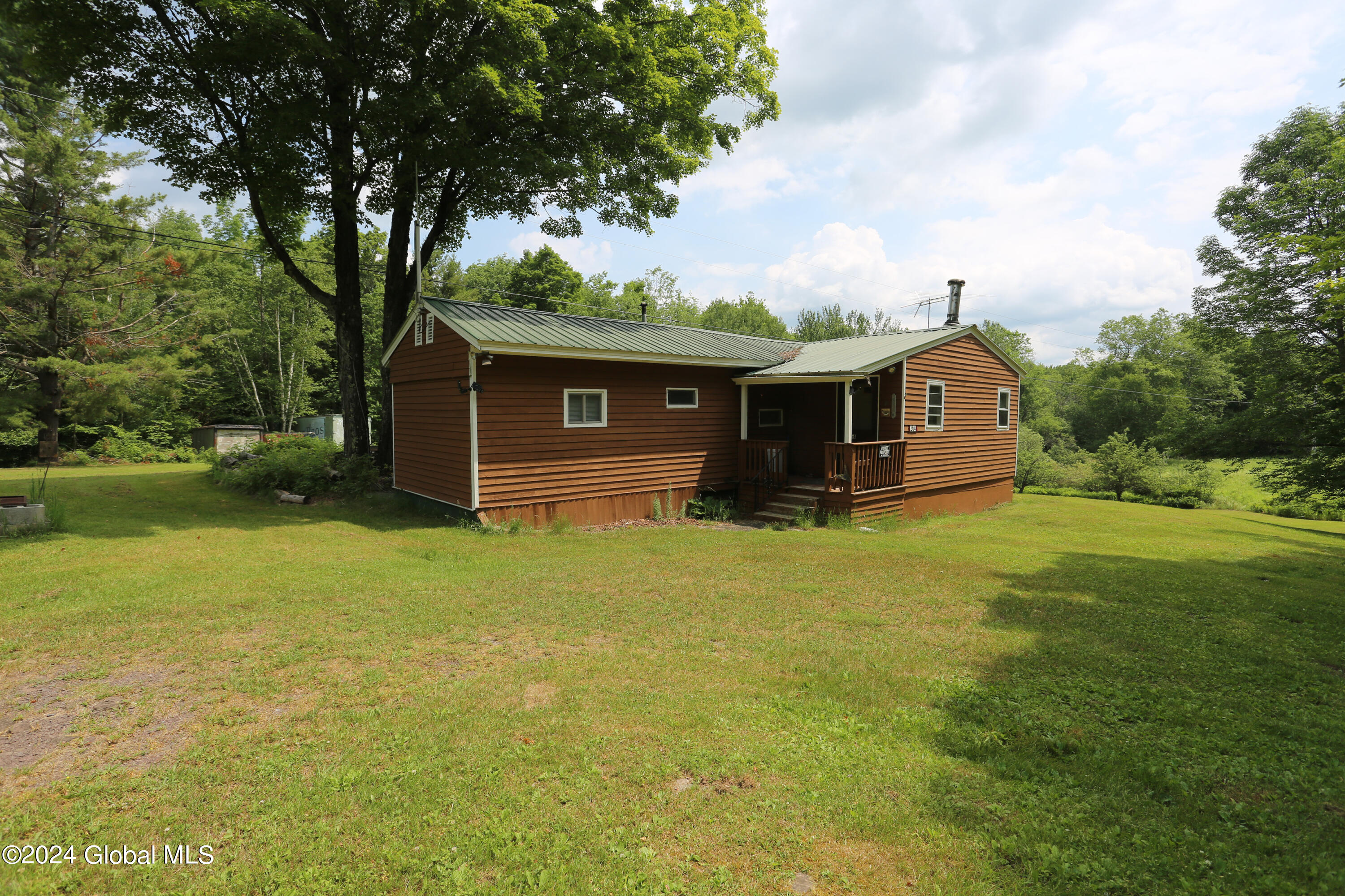 264 Federal City Road Middleburgh, NY 12122 - Photo 1 of 15 2H6A9230