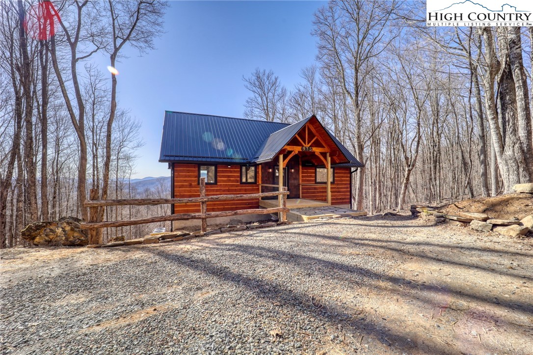 975 Harley Perry Road Zionville, NC 28698 - Photo 2 of 48 Gallery Image 2