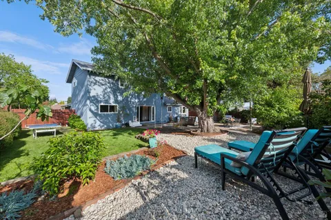 $1,375,000 | 385 San Carlos Way, Novato, CA 94945