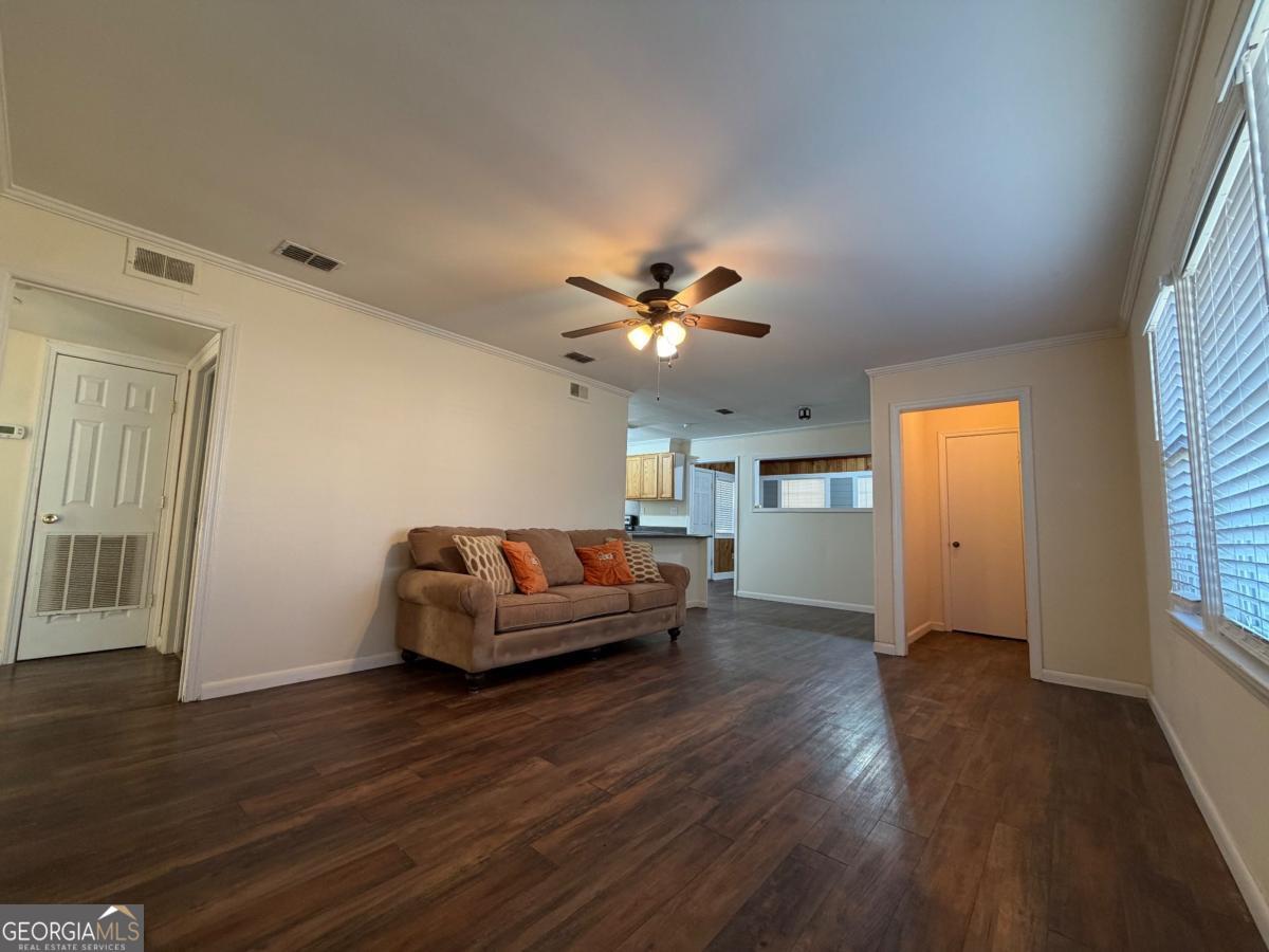 44 East Plum Street Hazlehurst, GA 31539 - Photo 4 of 29